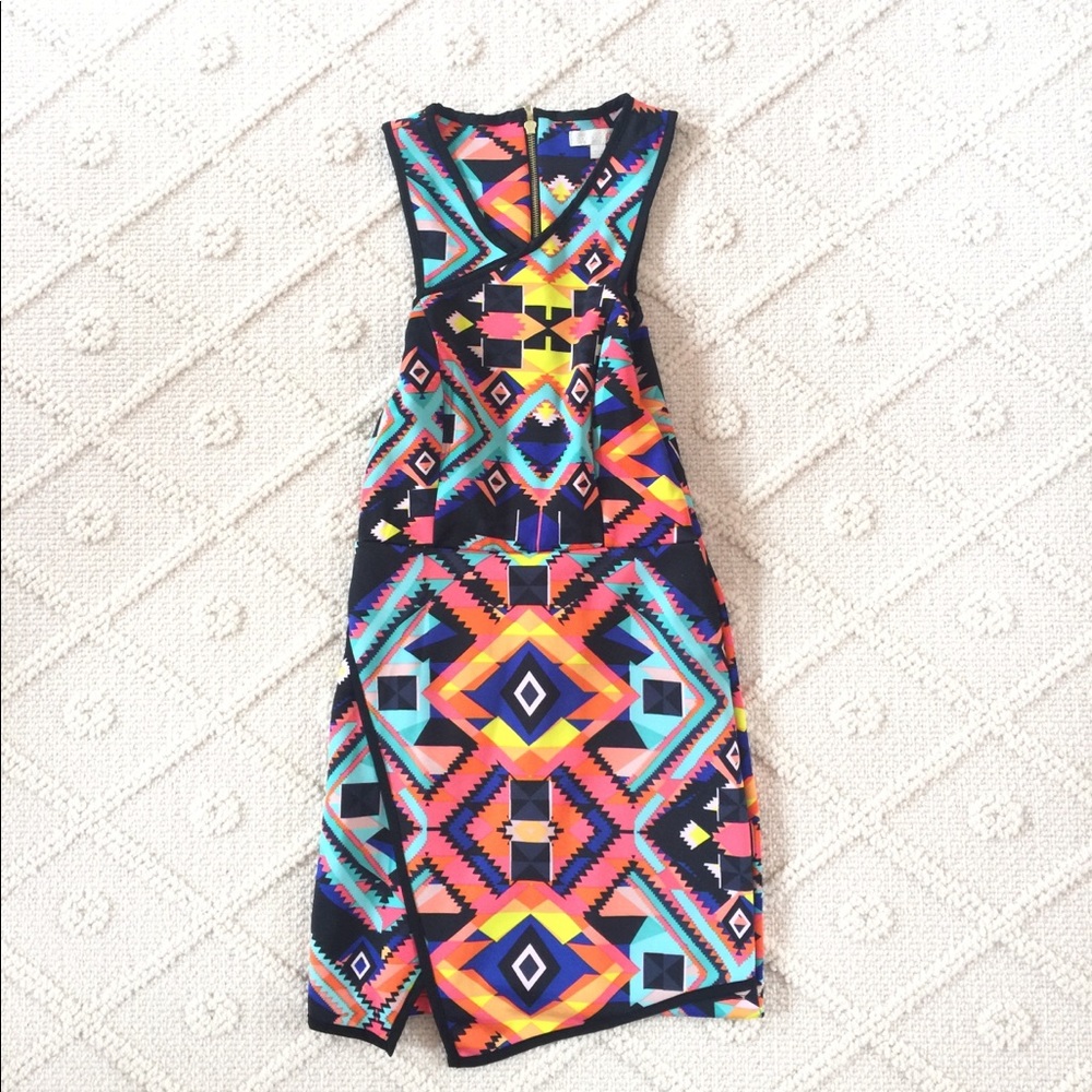 Bright geometric sleeveless dress
